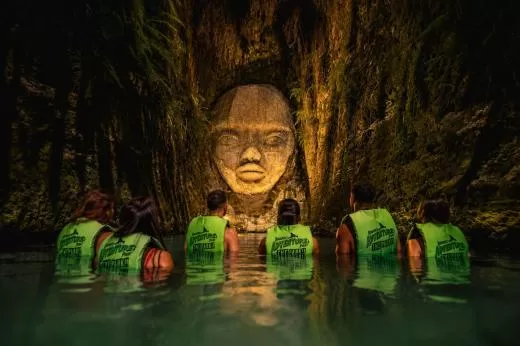 Río Sagrado de Noche + Cena Mar y Tierra
