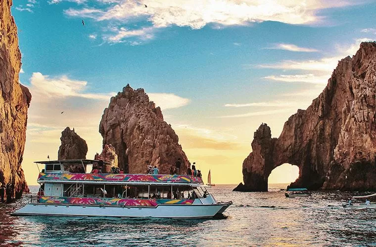 Pacific Dinner Cruise Los Cabos