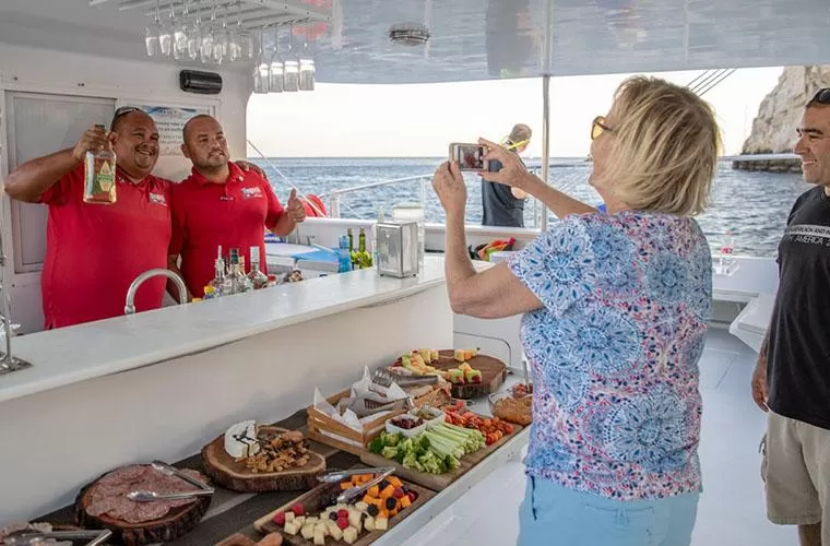Pacific Dinner Cruise Los Cabos