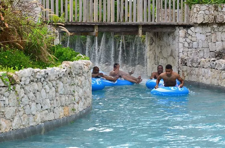 Splash of Emotions + Rio Sagrado